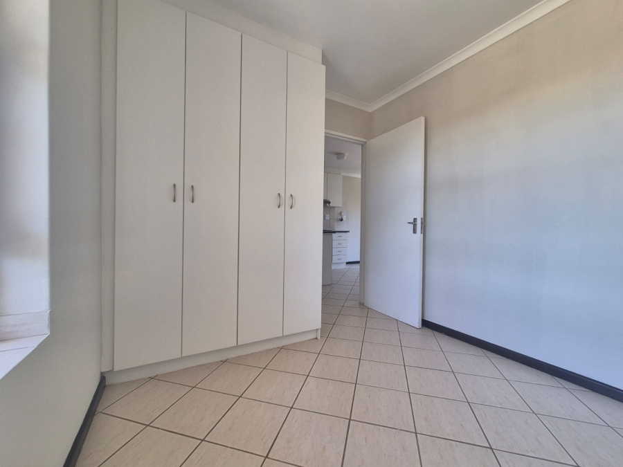 To Let 2 Bedroom Property for Rent in Buh Rein Estate Western Cape
